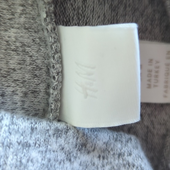 Long grey, super soft tunic jersey knit top. - Picture 4 of 7